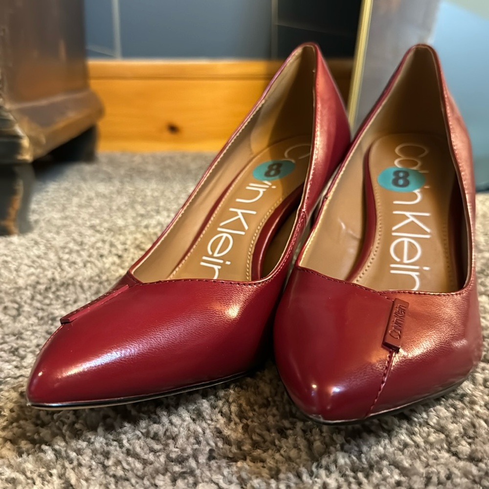 Calvin Klein red heels. size 8